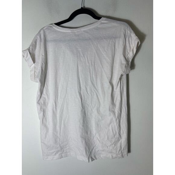 Free/Quent White V Neckline Tee Sz M - Picture 2 of 2